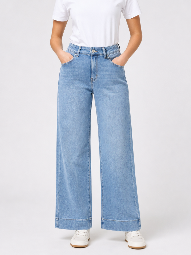Jeans Straight Leg Seam Detail Light Wash